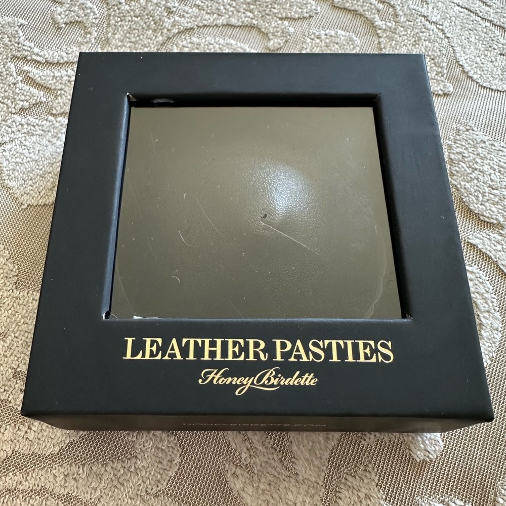 NWT Honey Birdette Black Leather Pasties - Picture 2 of 4